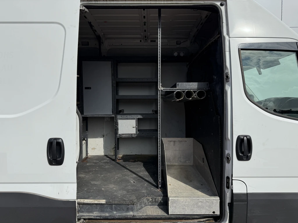  https://morgenlease.images.ilsa.cloud/7fe406c0-7d08-47c3-8ff1-51c088af3b0f.webp