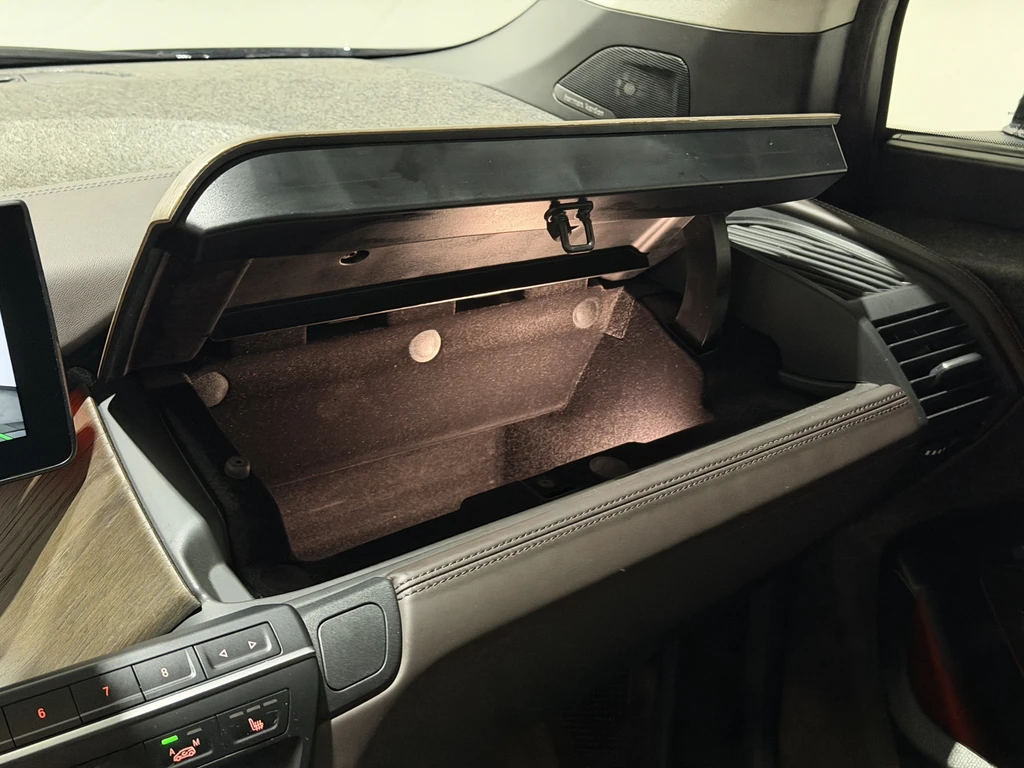  https://morgenlease.images.ilsa.cloud/8006ea82-c383-4772-a67f-90d0cd3d2f7f.webp