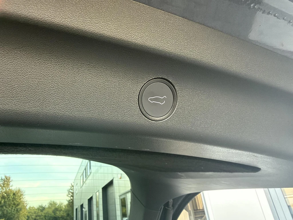  https://morgenlease.images.ilsa.cloud/8155ee26-0a70-4944-91af-138581c25908.webp