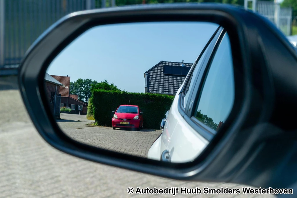  https://morgenlease.images.ilsa.cloud/83c154c1-9bd1-4448-9079-1a5ab8065e3c.webp
