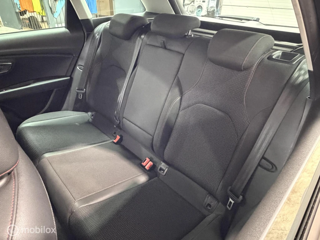  https://morgenlease.images.ilsa.cloud/869c19a7-97e0-4b75-83da-73d797c0ca5d.webp