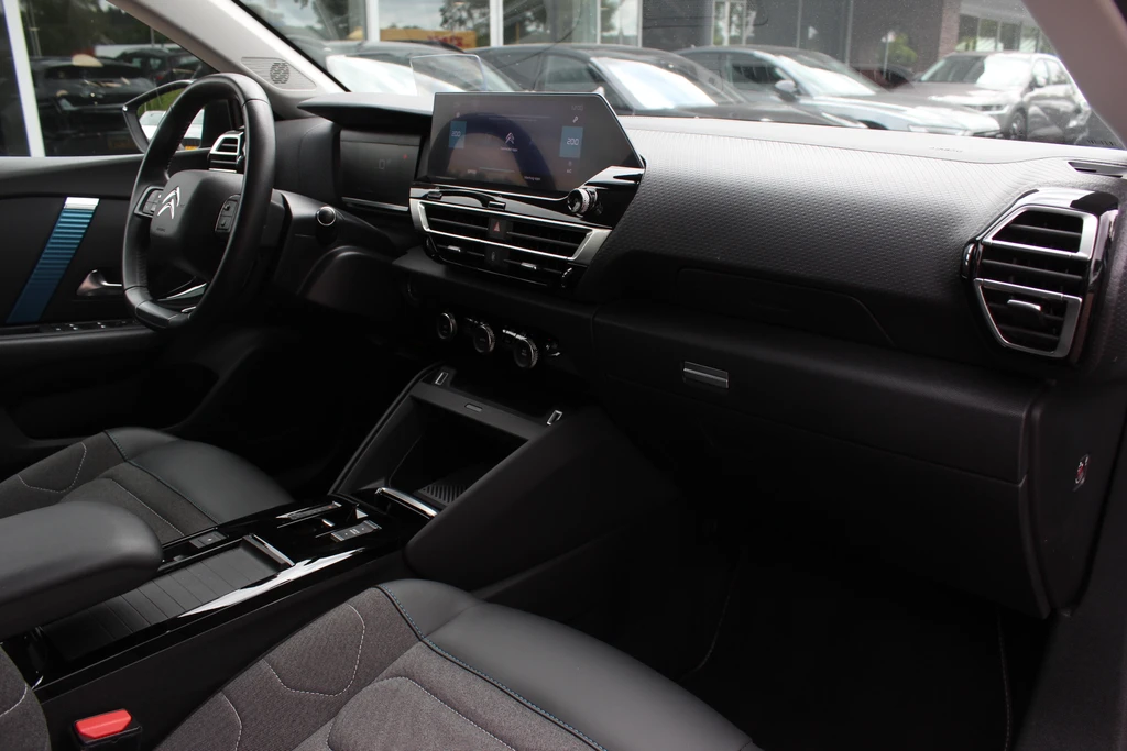  https://morgenlease.images.ilsa.cloud/86c4f33a-854b-45cc-858d-ebbbf808a117.webp
