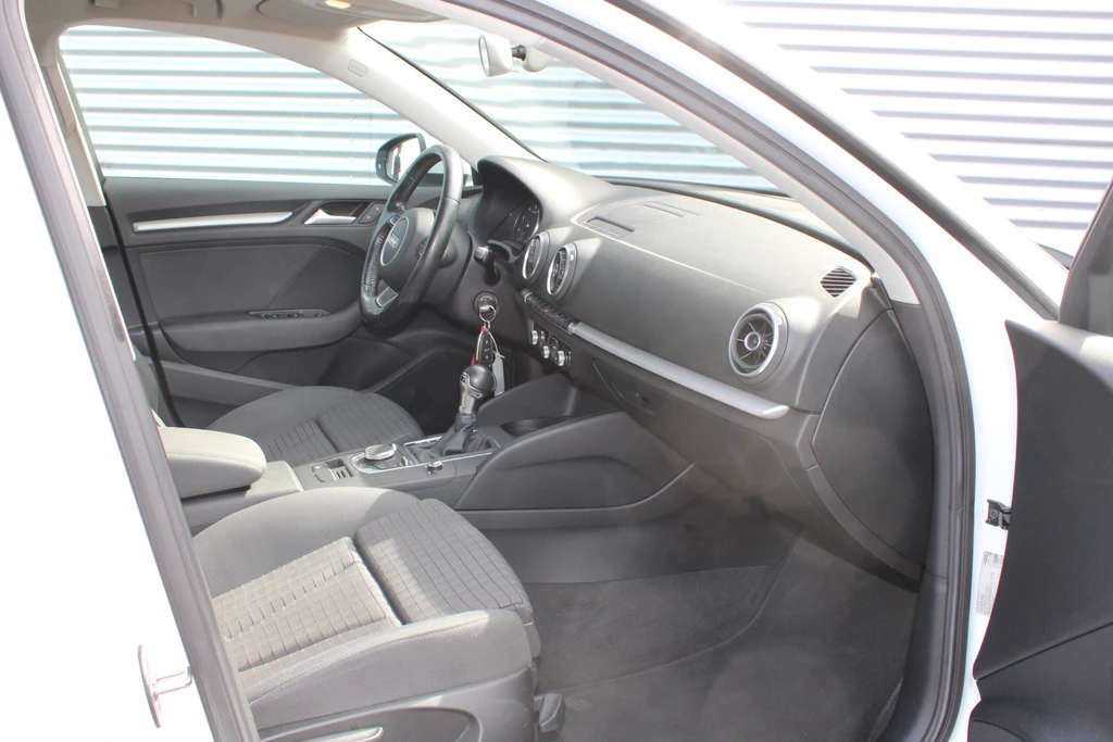  https://morgenlease.images.ilsa.cloud/8baddef0-1a7c-4438-a7a0-03e0d8436b19.webp