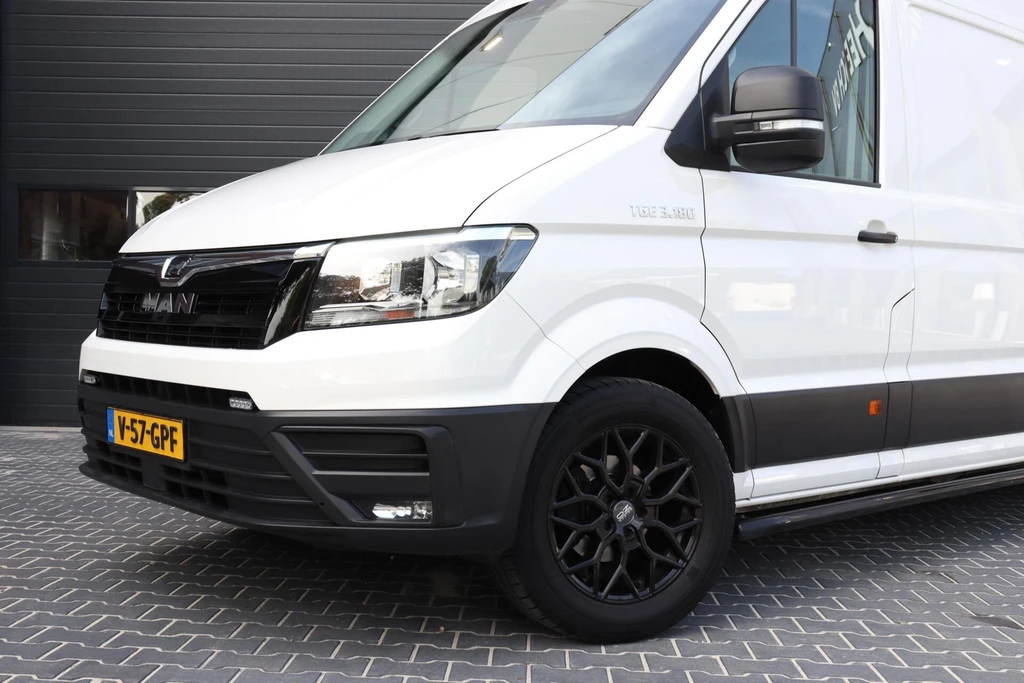  https://morgenlease.images.ilsa.cloud/8e411144-6d6b-448a-a6cd-04525d8c6308.webp
