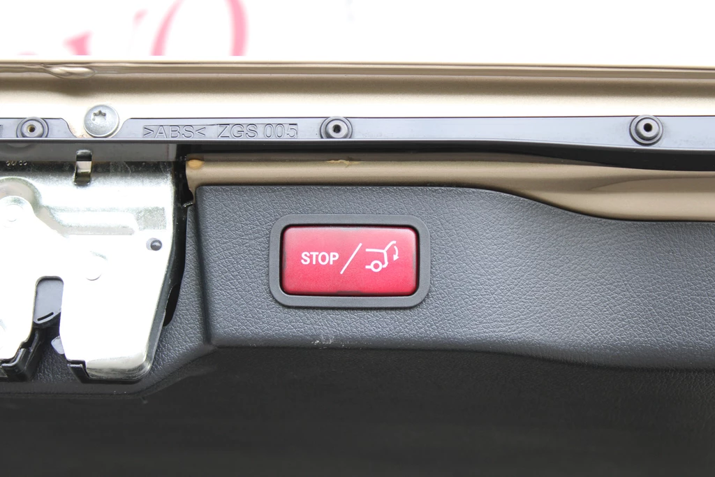  https://morgenlease.images.ilsa.cloud/8ec156fd-8aff-458d-a316-01a1541e7442.webp