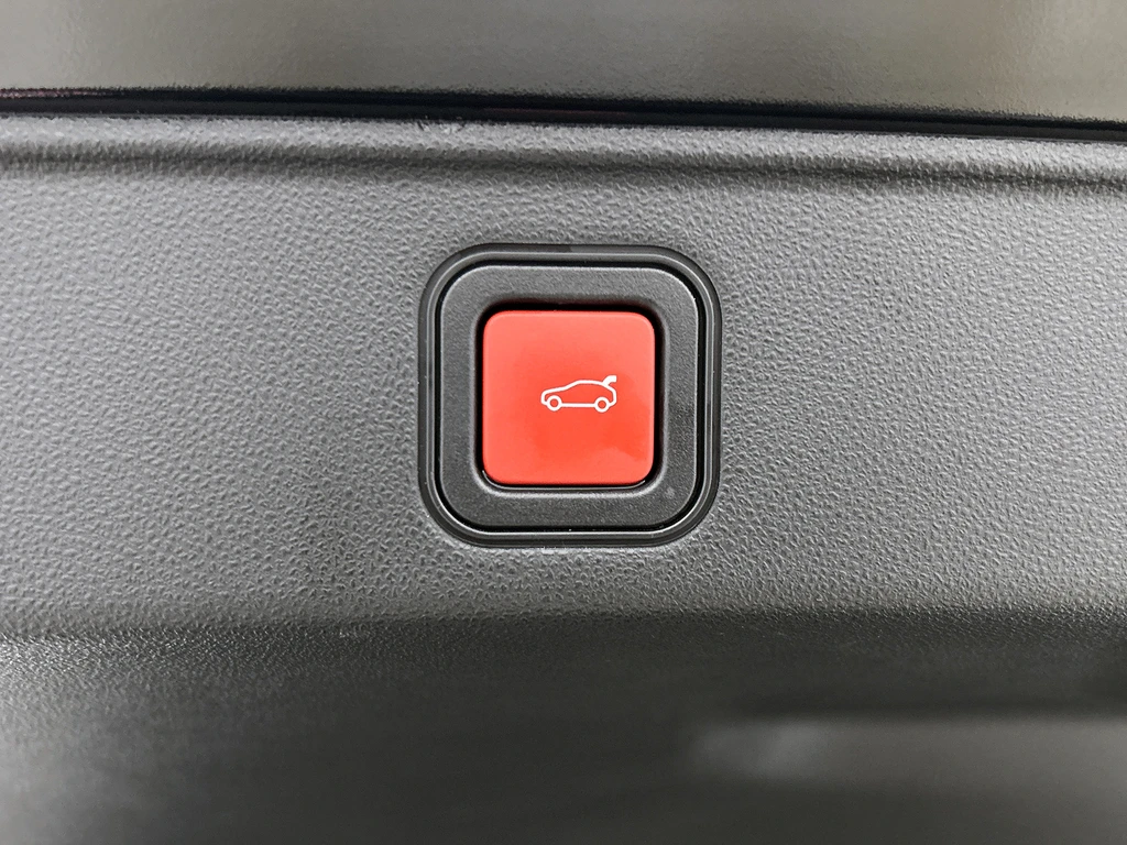  https://morgenlease.images.ilsa.cloud/8f289540-960b-4bea-b8a8-aee7ea4b7cde.webp