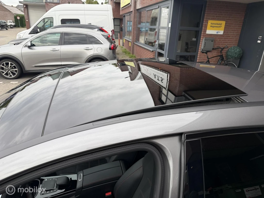  https://morgenlease.images.ilsa.cloud/8f2e9d4a-d895-4984-ae69-69fcdf02639f.webp