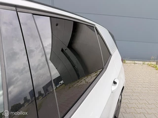 https://morgenlease.images.ilsa.cloud/90bb01d4-07b0-4a81-9d98-7fd67ef0ebff.webp