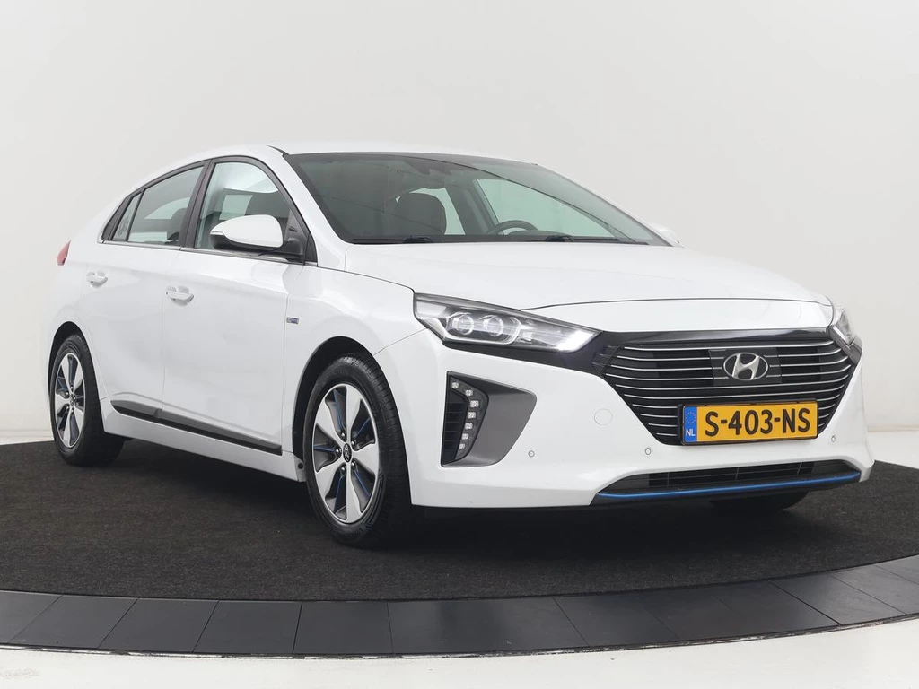  https://morgenlease.images.ilsa.cloud/9209e293-9374-4560-a102-7d29c8ad120b.webp