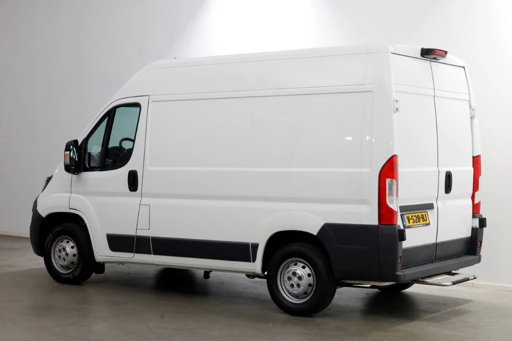  https://morgenlease.images.ilsa.cloud/9843a603-1aae-4ac4-9e29-4b26e696b7cb.webp