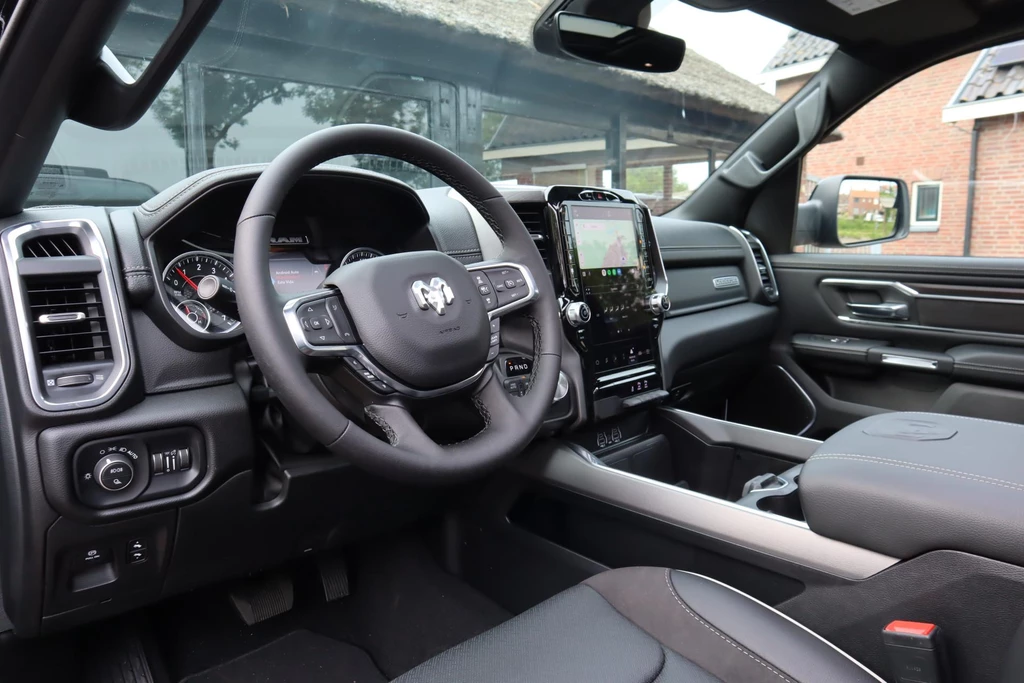  https://morgenlease.images.ilsa.cloud/9865f3ad-5f4a-4bcb-9f98-b334f7a62a99.webp
