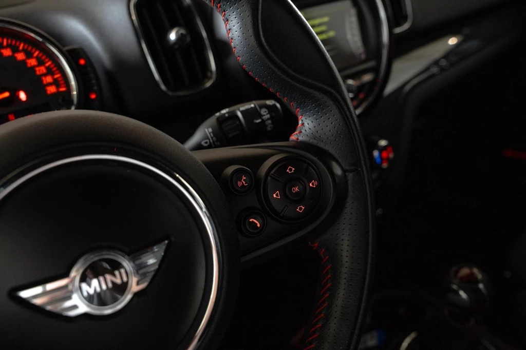  https://morgenlease.images.ilsa.cloud/9b099e29-3ccb-4bce-a700-ba70519ecc63.webp