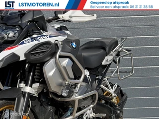https://morgenlease.images.ilsa.cloud/9c30f36c-cc9e-4d50-9e0f-9b75301a66b5.webp