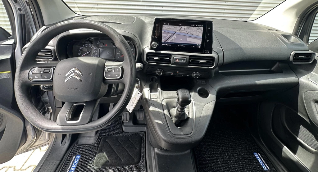  https://morgenlease.images.ilsa.cloud/9dfb3371-57e1-428d-a25c-9c40e4660810.webp