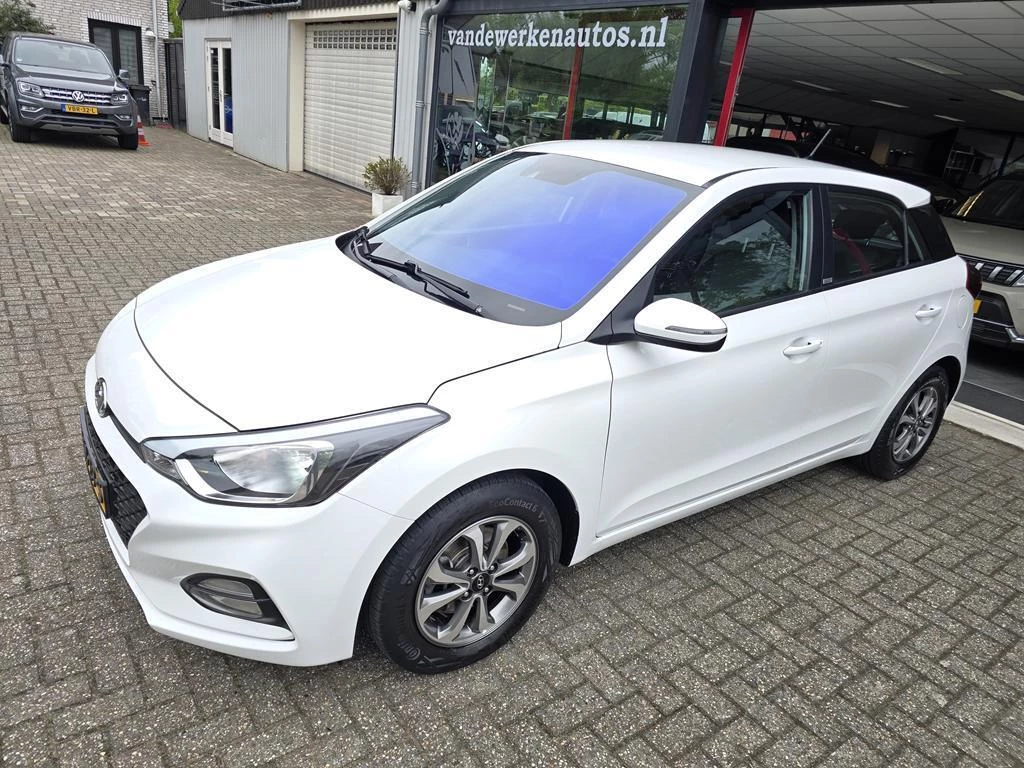  https://morgenlease.images.ilsa.cloud/9f39e17e-cc6e-455e-9145-f634e78233ae.webp