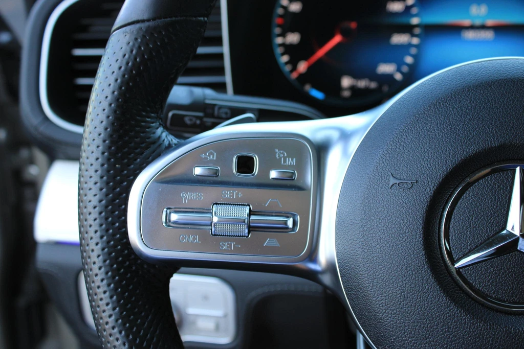  https://morgenlease.images.ilsa.cloud/9f69d887-7dde-488d-ab71-72556cbdbfd9.webp