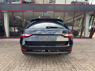 https://morgenlease.images.ilsa.cloud/9f9d9265-4bcb-4b74-8dee-70d356335d15.webp