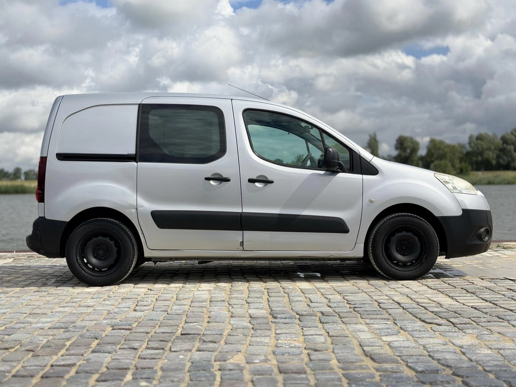  https://morgenlease.images.ilsa.cloud/a0b5146d-f5bb-431b-80ea-22738b52d8f4.webp