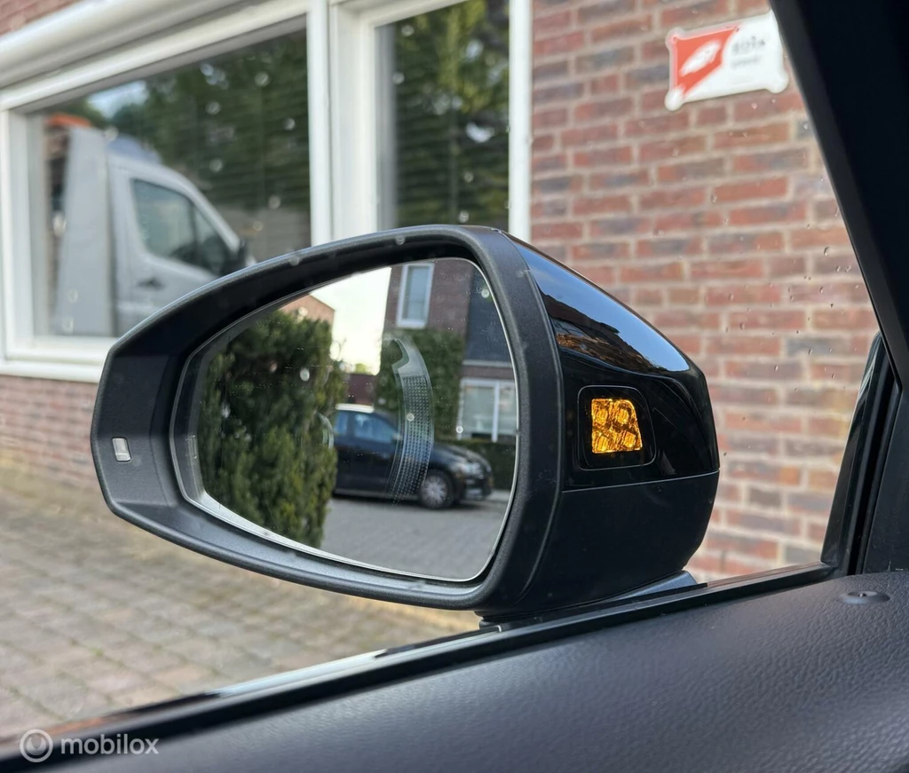  https://morgenlease.images.ilsa.cloud/a2d0f1d0-1b09-4d28-a607-94da2a5b9bac.webp