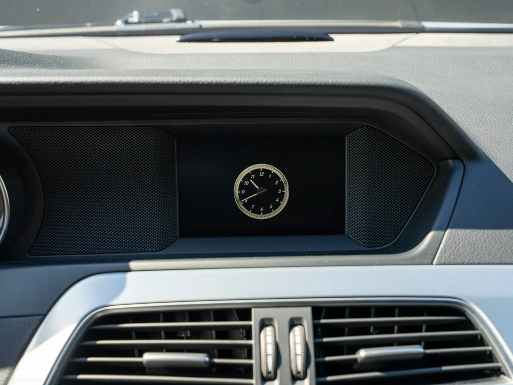  https://morgenlease.images.ilsa.cloud/a35a2765-de62-4290-b95f-21244326e99f.webp
