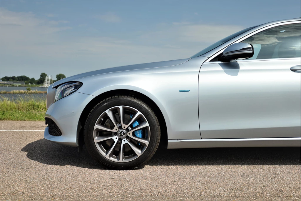  https://morgenlease.images.ilsa.cloud/a3bfc9bb-784b-42ff-9793-29b2b7aa89f6.webp