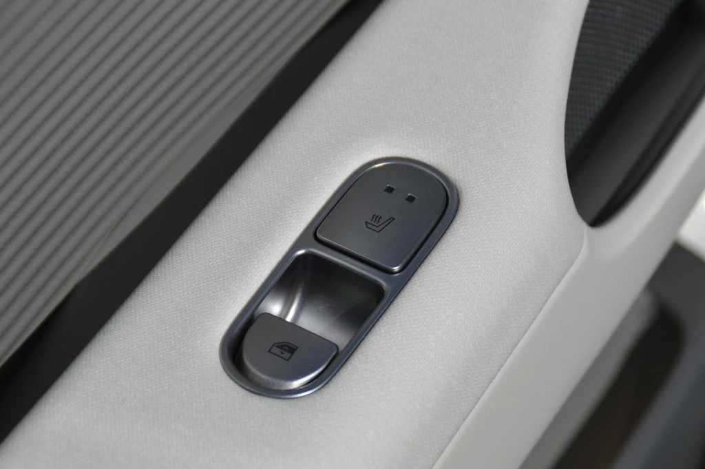  https://morgenlease.images.ilsa.cloud/a46628dc-ffc2-4842-8636-7b11515eda9f.webp