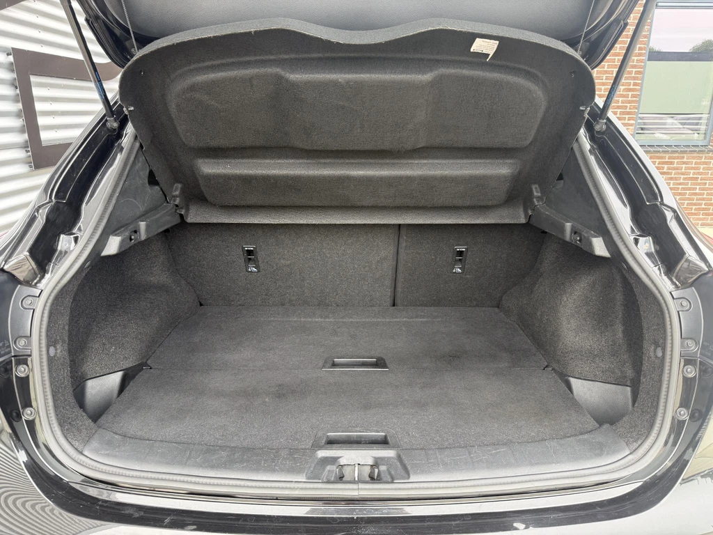  https://morgenlease.images.ilsa.cloud/a4fcff5e-e291-4e0c-acc3-0e11bcbee7f4.webp