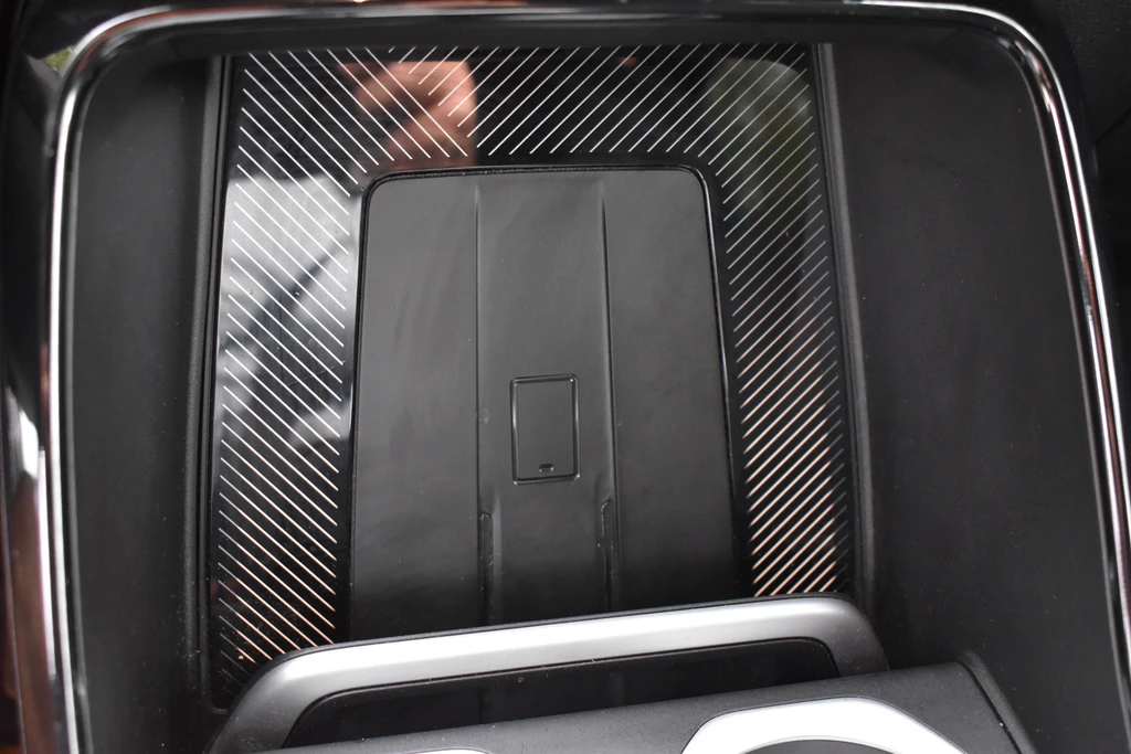  https://morgenlease.images.ilsa.cloud/a6e9b5c7-ba78-46ce-b1f5-1c570cdfeb66.webp