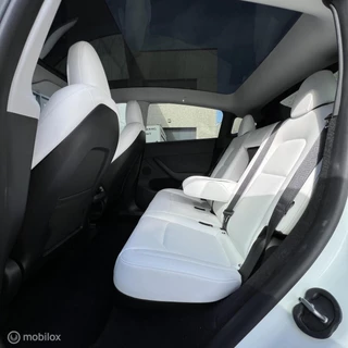 https://morgenlease.images.ilsa.cloud/a93fdae6-5297-4f6f-b8cd-11aefe92c74d.webp
