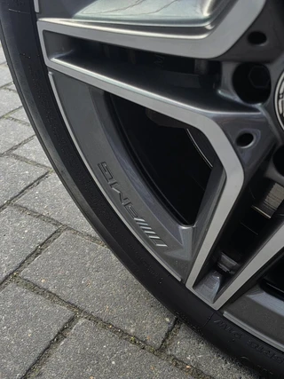 https://morgenlease.images.ilsa.cloud/a979186f-b24e-4314-bc2e-d03a74153e98.webp
