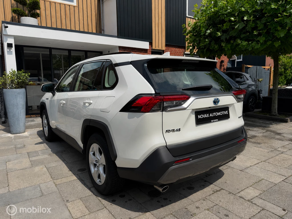  https://morgenlease.images.ilsa.cloud/a9933f7b-1e31-4175-b00e-230ec14466e6.webp