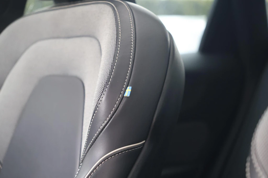  https://morgenlease.images.ilsa.cloud/ac887290-e3c8-4167-a7f3-67cceb69efe8.webp