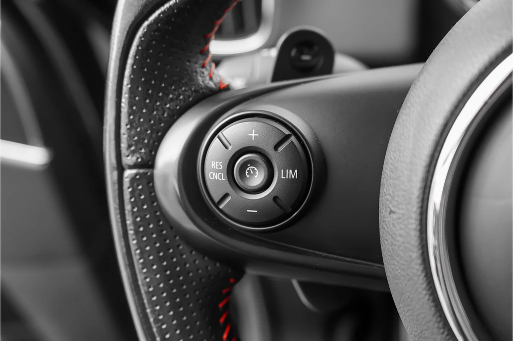  https://morgenlease.images.ilsa.cloud/acc561bf-5076-4f2d-ba4c-a93abea0b1dc.webp