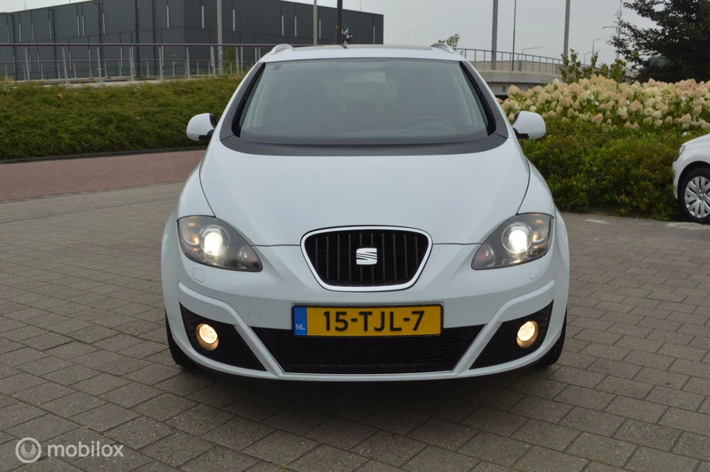  https://morgenlease.images.ilsa.cloud/ae07339c-0891-4cf0-875c-82727025d39c.webp