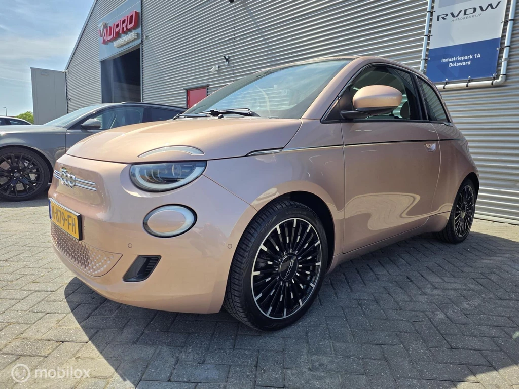 https://morgenlease.images.ilsa.cloud/ae849a65-377b-49f2-812e-1baeafb60405.webp