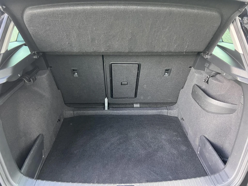  https://morgenlease.images.ilsa.cloud/b11e5d0d-0dc3-46ee-94b0-60bbc0e557fc.webp