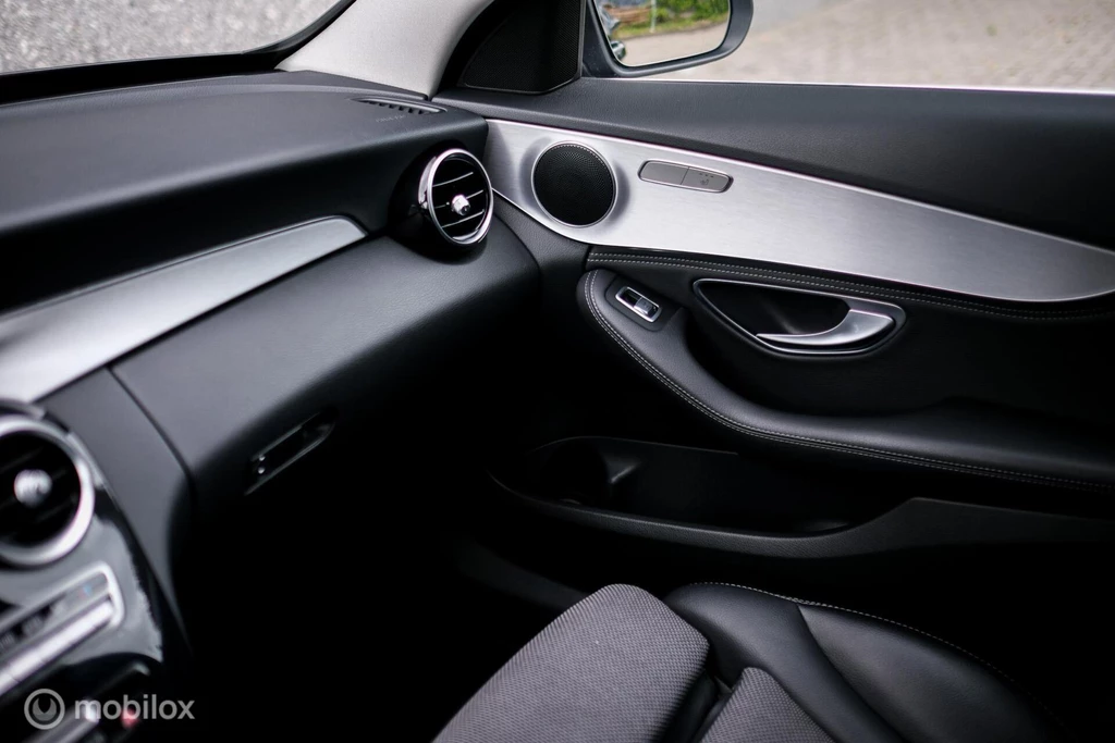  https://morgenlease.images.ilsa.cloud/b1e08ea4-39b2-455b-8537-d583b1b889ab.webp