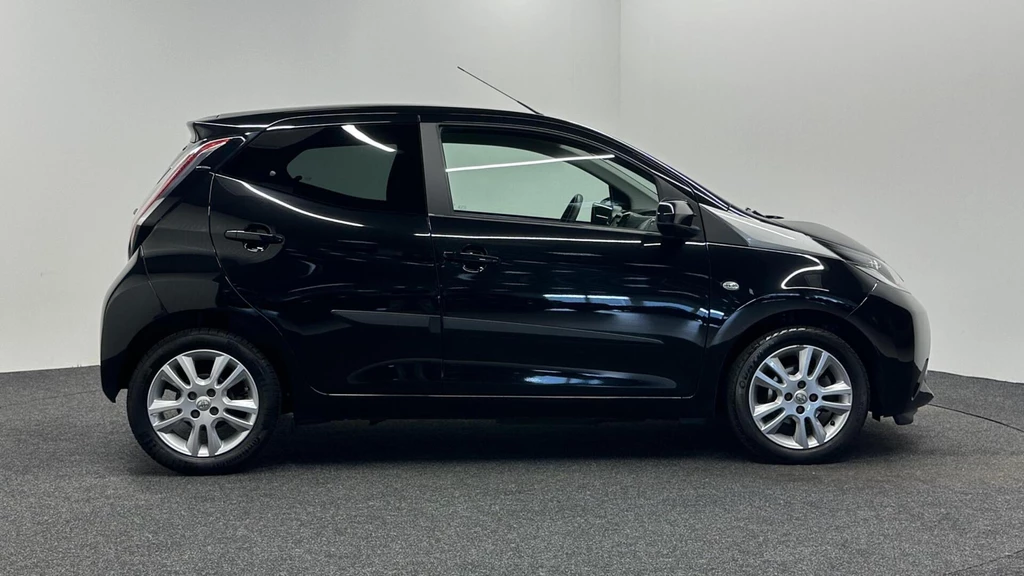  https://morgenlease.images.ilsa.cloud/b450dc59-16d4-4552-b94b-c1bceccae607.webp