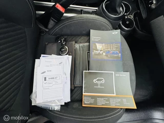 https://morgenlease.images.ilsa.cloud/b6f5af4b-9097-44e9-b8f4-e69b894f84eb.webp