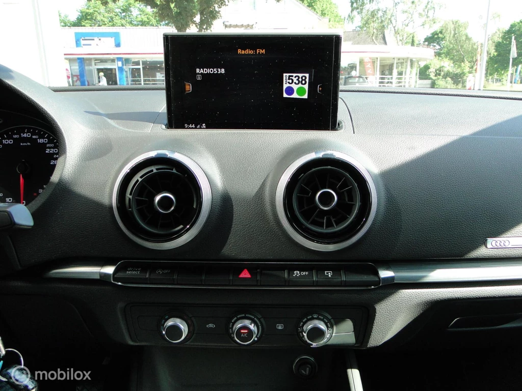  https://morgenlease.images.ilsa.cloud/b74e6b5c-eb19-4906-8631-462fda765bf0.webp