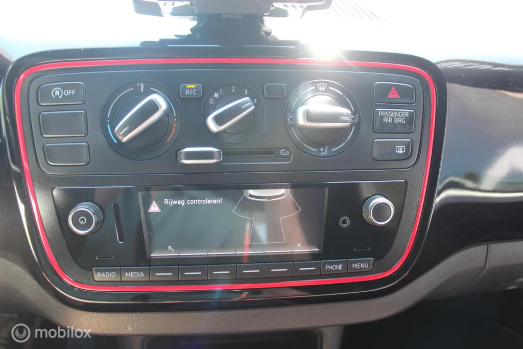  https://morgenlease.images.ilsa.cloud/b9e2f4bd-e47e-4a6f-9ca4-0baffa4ce01b.webp