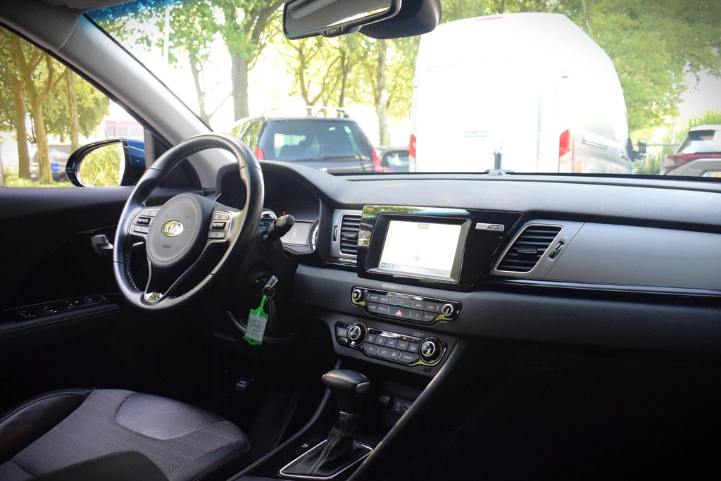  https://morgenlease.images.ilsa.cloud/be31346d-2c4b-4e96-a200-9c4791ef2698.webp