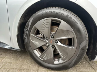 https://morgenlease.images.ilsa.cloud/c2e4b7ab-1d3a-46db-bf83-42cf67846f2b.webp