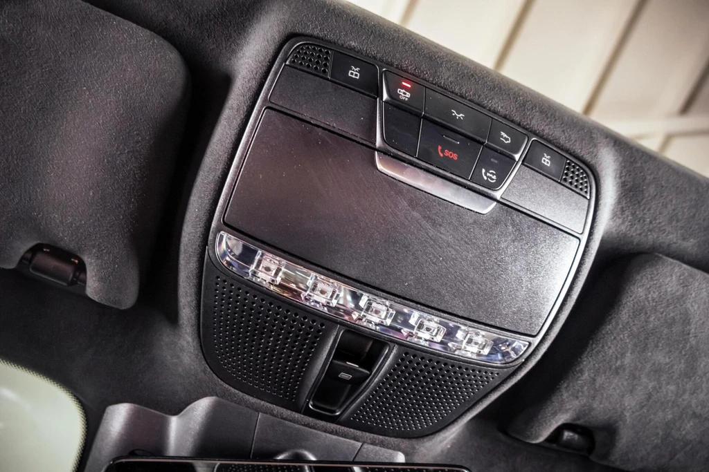  https://morgenlease.images.ilsa.cloud/c3b84227-3c13-46fa-8c42-b5a5e45a5264.webp
