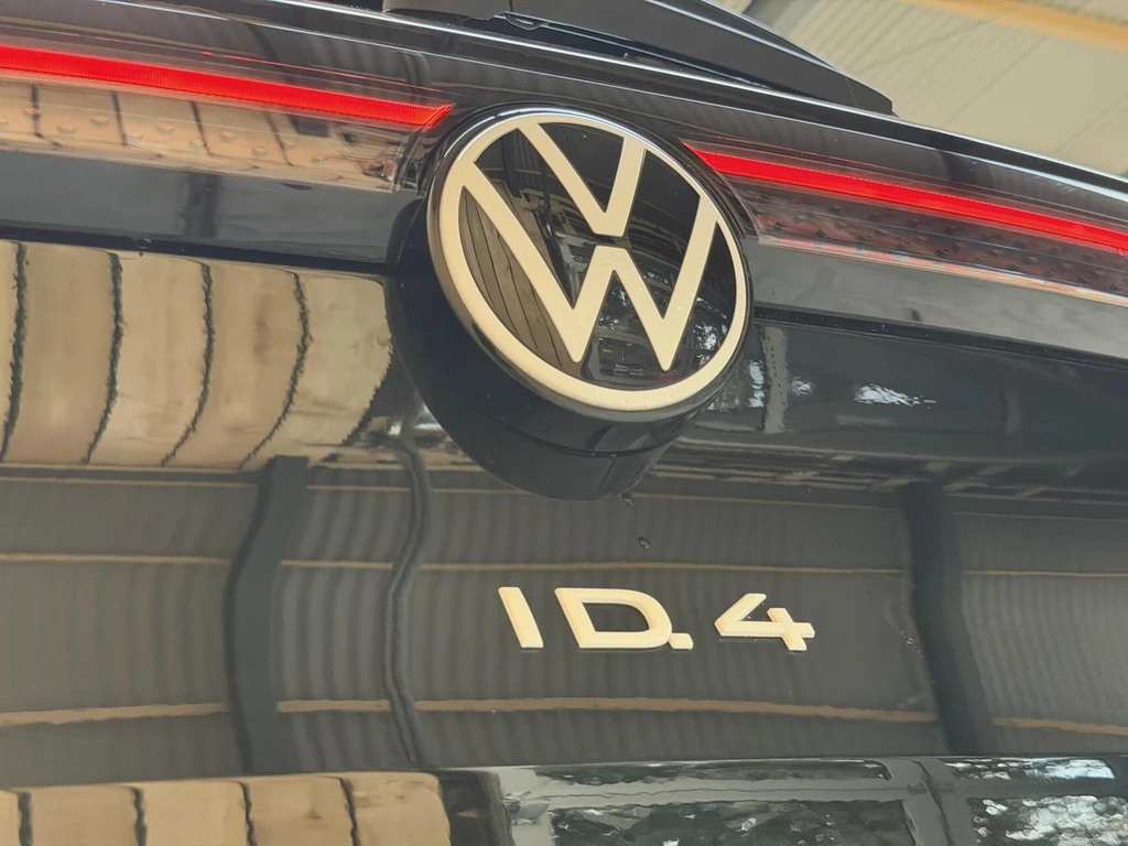  https://morgenlease.images.ilsa.cloud/caec03d9-2ce2-4ece-8a37-47445d8663da.webp