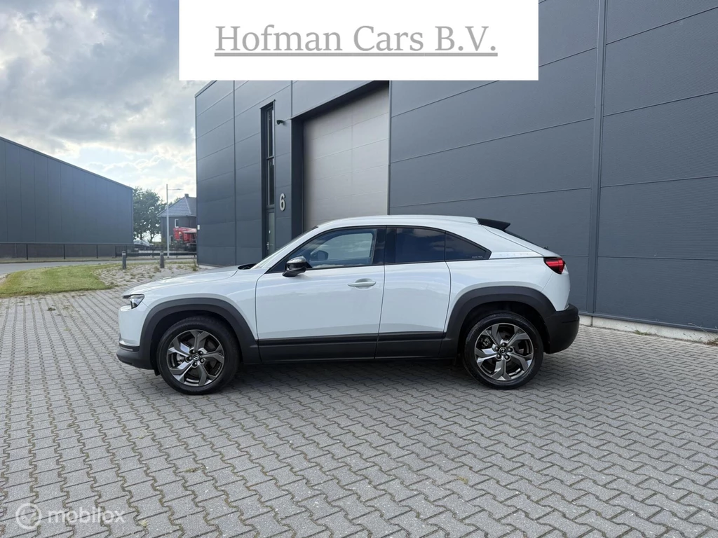  https://morgenlease.images.ilsa.cloud/cbb7cbf4-32a8-4e43-9ba3-227ffac406b9.webp