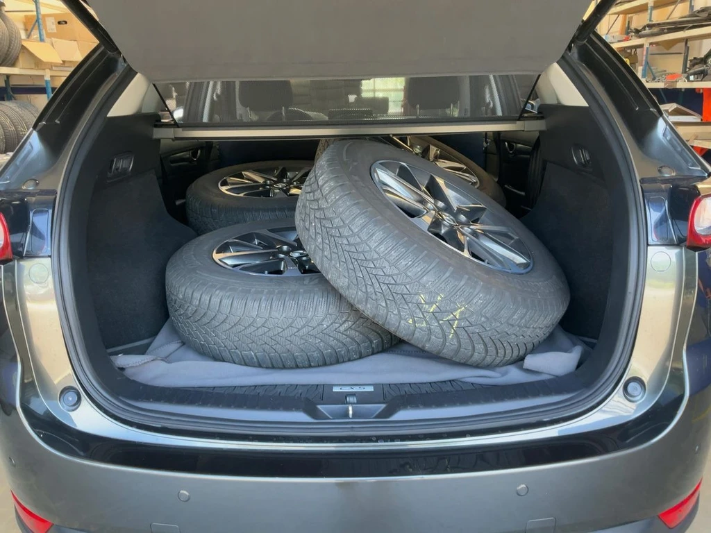  https://morgenlease.images.ilsa.cloud/cd10d09e-05a5-4245-be45-c25ff7fda621.webp