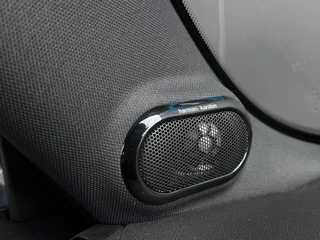 https://morgenlease.images.ilsa.cloud/cfc63597-f198-4474-b2f0-5bf851a3c93d.webp