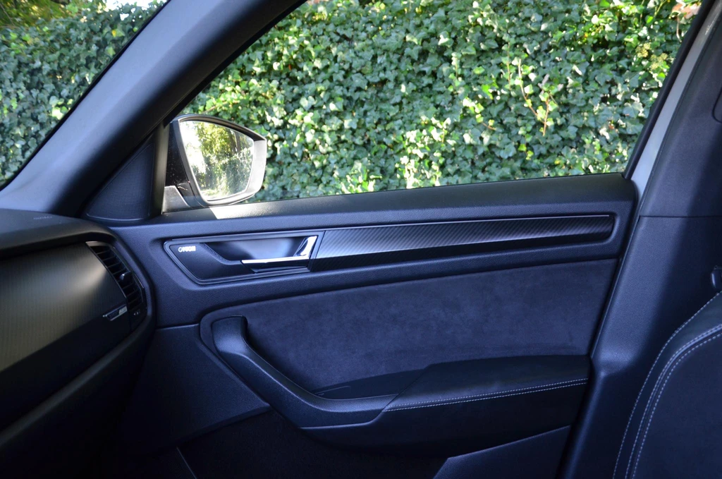  https://morgenlease.images.ilsa.cloud/d205760c-6121-4fc3-ab28-e1171bce09b1.webp