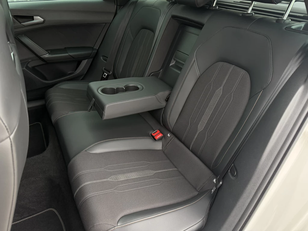  https://morgenlease.images.ilsa.cloud/d4045837-ea45-4f84-b199-7cbccda3890f.webp